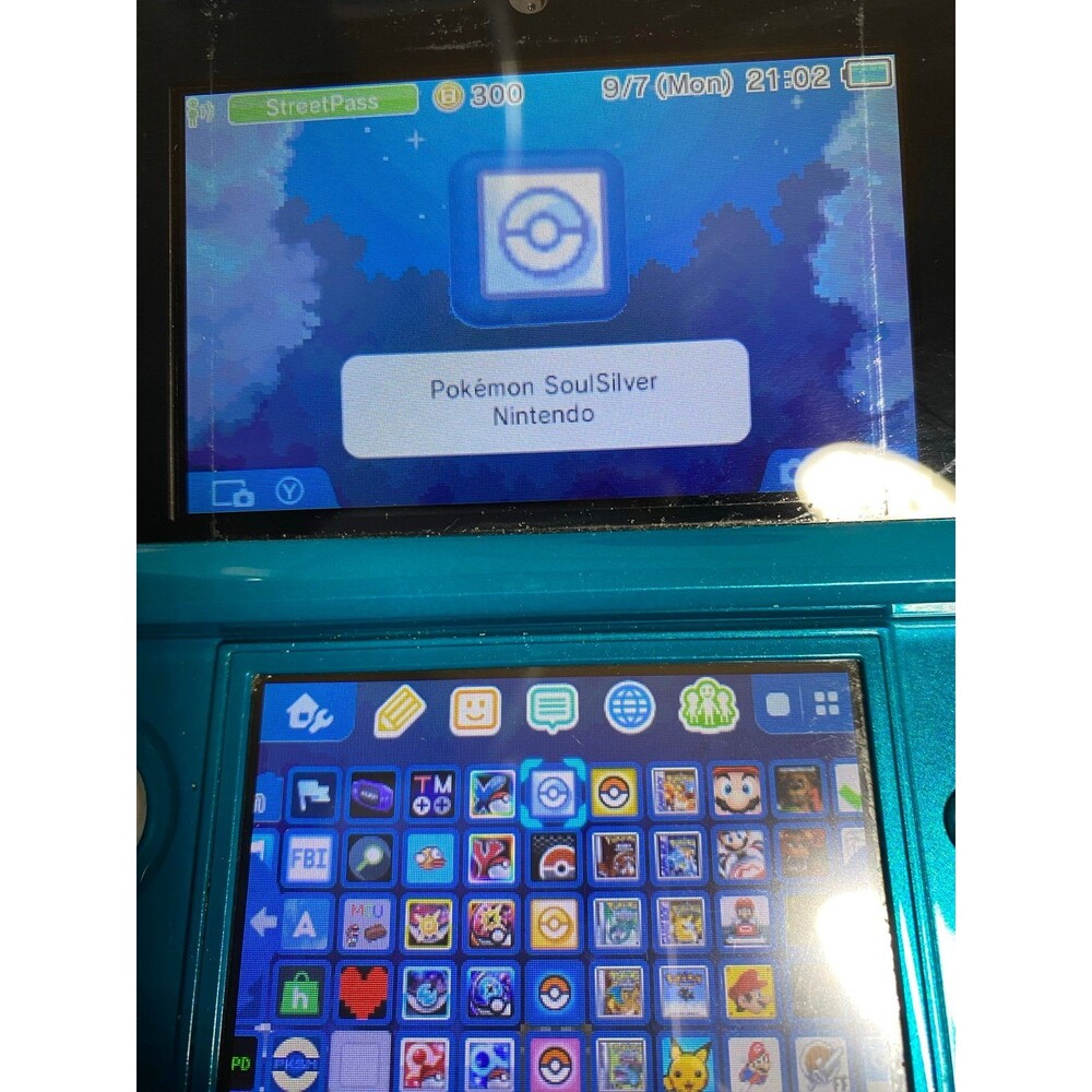 Nintendo 3DS Handheld Console Aqua Blue USA w Pokémon Mario Zelda games - Picture 6 of 9